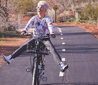 Chic Over 50 stays active on an Aveny!