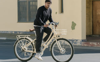 5 Must-Have Accessories for Electric Bike Commuters