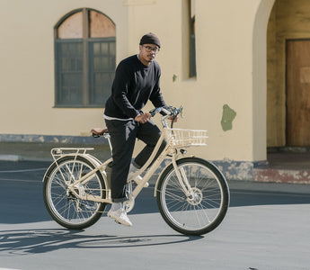 5 Must-Have Accessories for Electric Bike Commuters